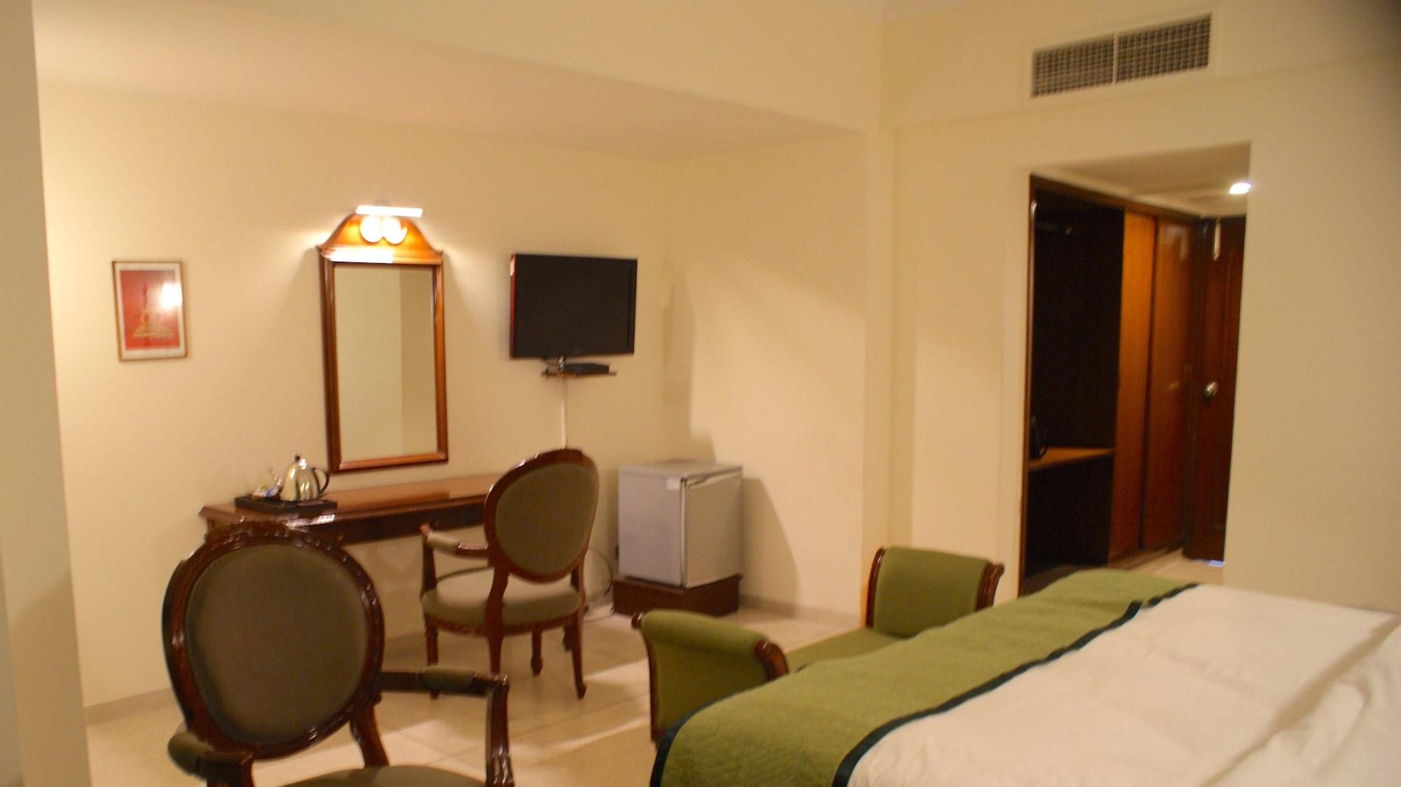 Hotel Alpana Haridwār Eksteriør billede